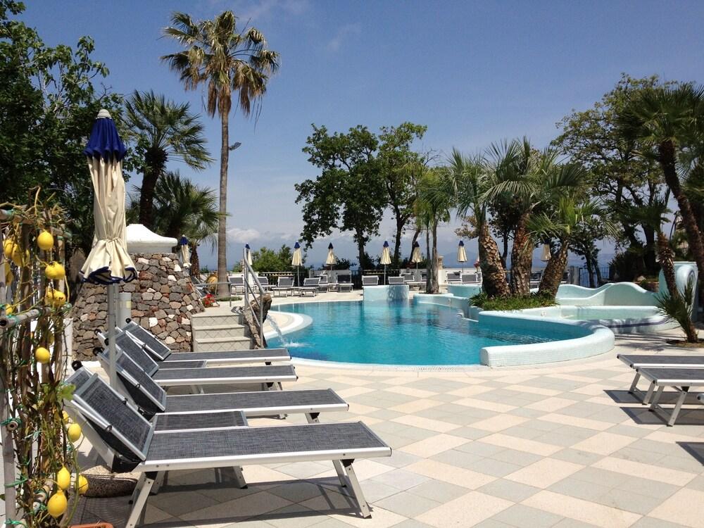Hotel Myage Casamicciola Terme Exterior foto